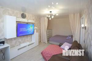 1-к квартира, посуточно, 42м2, 4/10 этаж