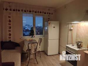 1-к квартира, посуточно, 40м2, 9/9 этаж