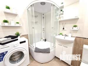 1-к квартира, посуточно, 45м2, 1/25 этаж