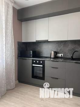 1-к квартира, посуточно, 35м2, 12/25 этаж