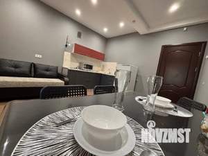 1-к квартира, посуточно, 47м2, 1/2 этаж