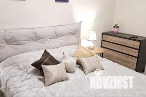 1-к квартира, посуточно, 42м2, 13/17 этаж