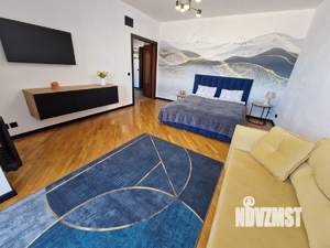 2-к квартира, посуточно, 68м2, 1/1 этаж