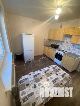 1-к квартира, посуточно, 33м2, 8/10 этаж