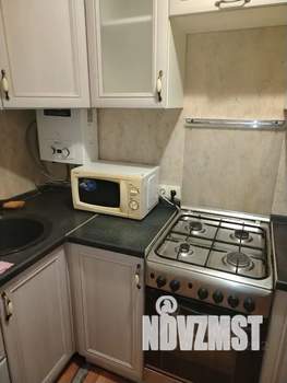 2-к квартира, посуточно, 45м2, 1/5 этаж