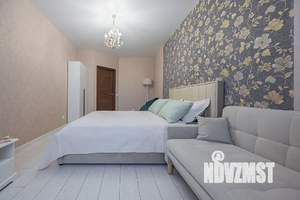 1-к квартира, посуточно, 37м2, 10/25 этаж