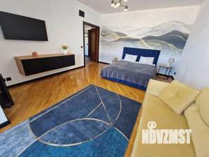 2-к квартира, посуточно, 75м2, 1/1 этаж