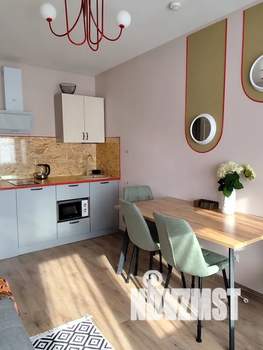 1-к квартира, посуточно, 42м2, 4/10 этаж