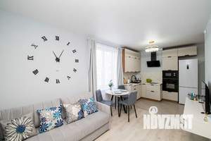 Студия квартира, посуточно, 42м2, 7/18 этаж