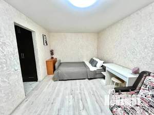 2-к квартира, посуточно, 42м2, 8/9 этаж