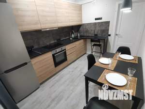 1-к квартира, посуточно, 40м2, 4/10 этаж