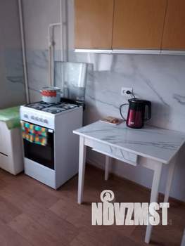 1-к квартира, посуточно, 32м2, 5/10 этаж