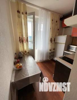 1-к квартира, посуточно, 32м2, 10/10 этаж