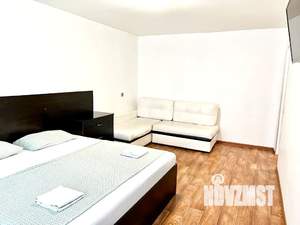 1-к квартира, посуточно, 30м2, 1/9 этаж