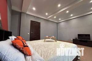 1-к квартира, посуточно, 47м2, 1/2 этаж