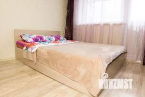 1-к квартира, посуточно, 40м2, 3/5 этаж