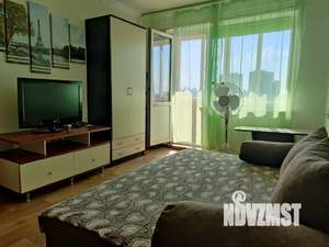 1-к квартира, посуточно, 40м2, 9/9 этаж
