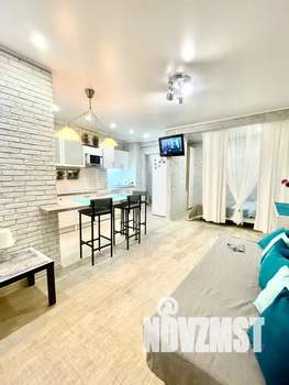 Студия квартира, посуточно, 50м2, 15/18 этаж