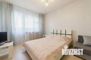 1-к квартира, посуточно, 35м2, 4/9 этаж