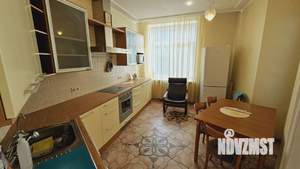 3-к квартира, на длительный срок, 110м2, 2/5 этаж