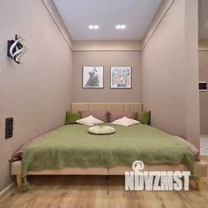 Студия квартира, посуточно, 24м2, 1/6 этаж