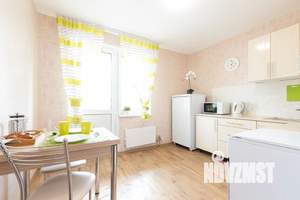 1-к квартира, посуточно, 42м2, 16/17 этаж