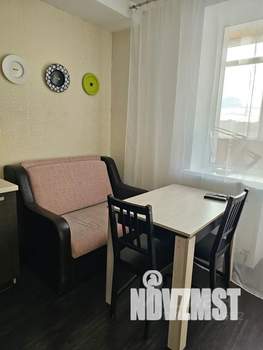 1-к квартира, посуточно, 42м2, 3/19 этаж