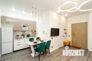 2-к квартира, посуточно, 42м2, 11/12 этаж