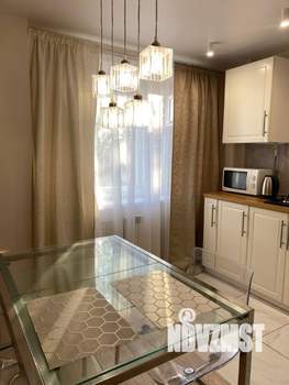 Студия квартира, на длительный срок, 40м2, 1/5 этаж