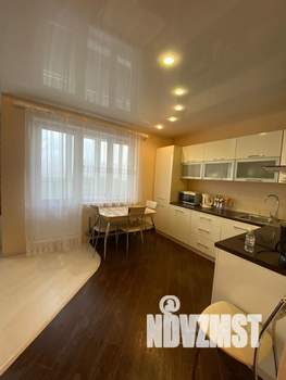 Студия квартира, на длительный срок, 45м2, 10/17 этаж