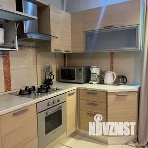 1-к квартира, посуточно, 62м2, 7/9 этаж