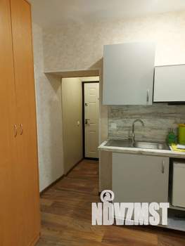 Студия квартира, посуточно, 21м2, 1/4 этаж