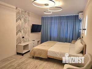 1-к квартира, посуточно, 40м2, 4/14 этаж