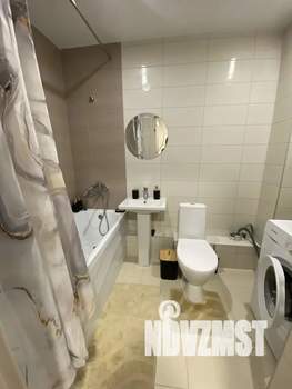 1-к квартира, посуточно, 35м2, 10/18 этаж