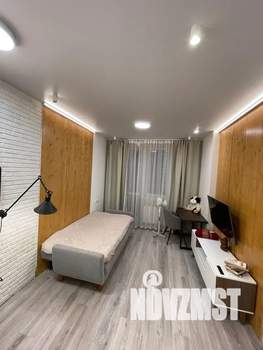 Студия квартира, посуточно, 33м2, 12/22 этаж