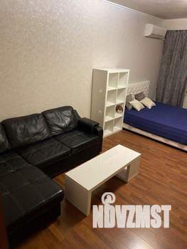 1-к квартира, посуточно, 40м2, 1/1 этаж