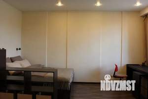 Студия квартира, посуточно, 30м2, 10/25 этаж