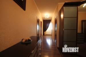 3-к квартира, на длительный срок, 100м2, 4/5 этаж