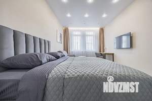 1-к квартира, посуточно, 55м2, 10/18 этаж