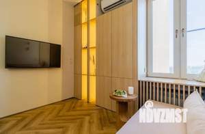 2-к квартира, посуточно, 40м2, 18/25 этаж