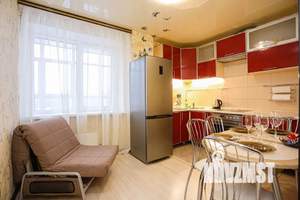 1-к квартира, посуточно, 41м2, 6/16 этаж