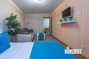 1-к квартира, посуточно, 40м2, 1/1 этаж