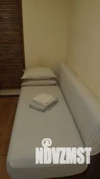 Студия квартира, посуточно, 18м2, 1/4 этаж