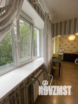 Студия квартира, посуточно, 40м2, 2/6 этаж