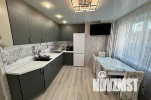 1-к квартира, посуточно, 45м2, 1/17 этаж