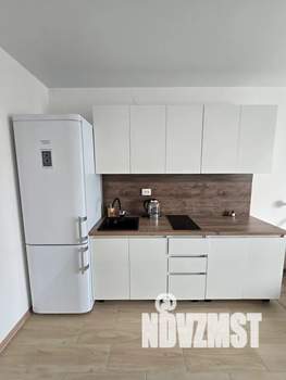 Студия квартира, посуточно, 27м2, 3/10 этаж