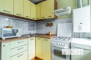 1-к квартира, посуточно, 38м2, 4/5 этаж