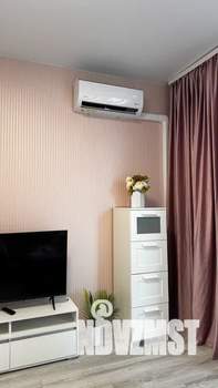 1-к квартира, посуточно, 40м2, 2/25 этаж