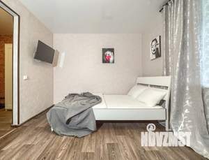 Студия квартира, посуточно, 20м2, 1/12 этаж