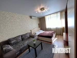 1-к квартира, посуточно, 39м2, 1/1 этаж
